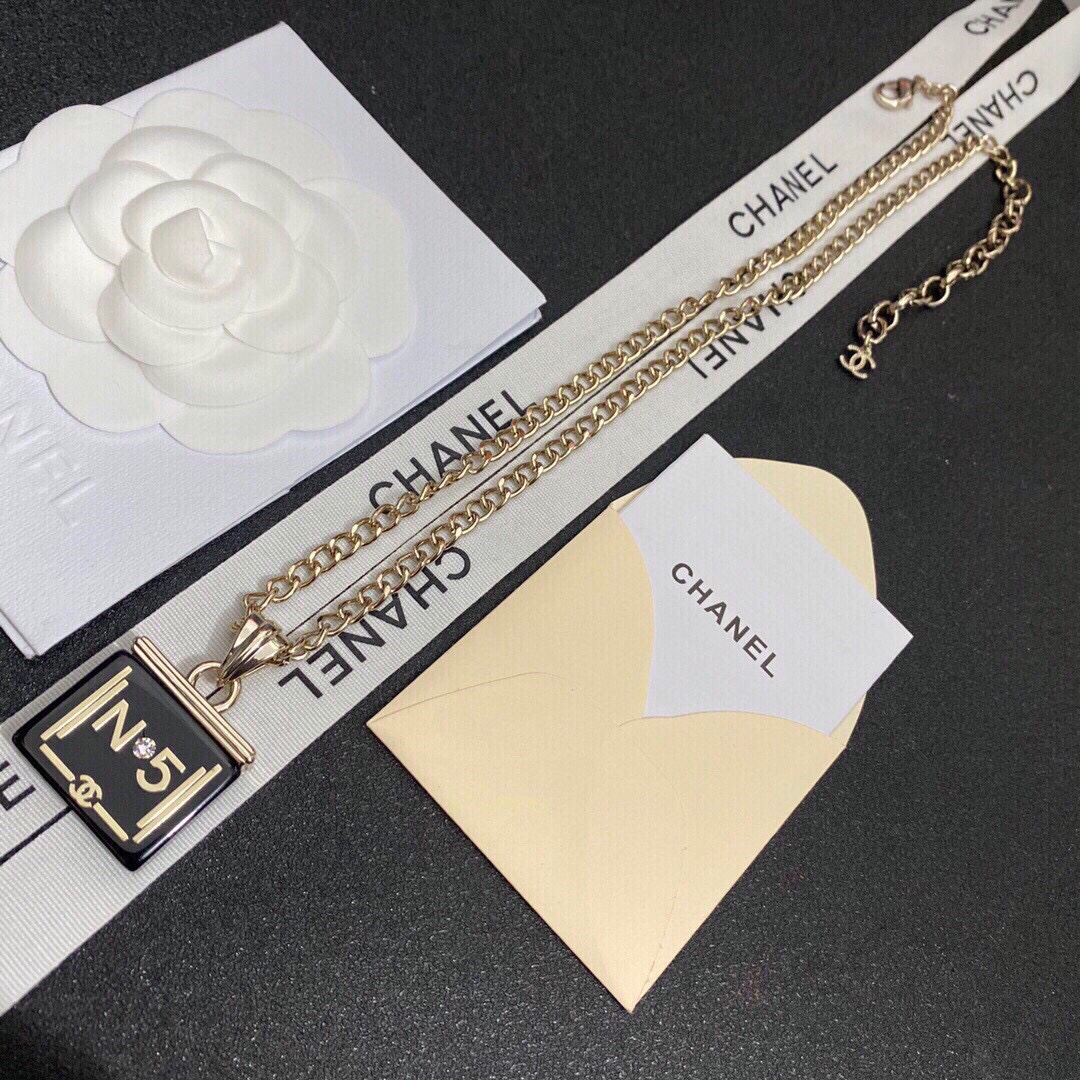 Chanel Perfume Bottle Necklace Gold For Women - Image 3