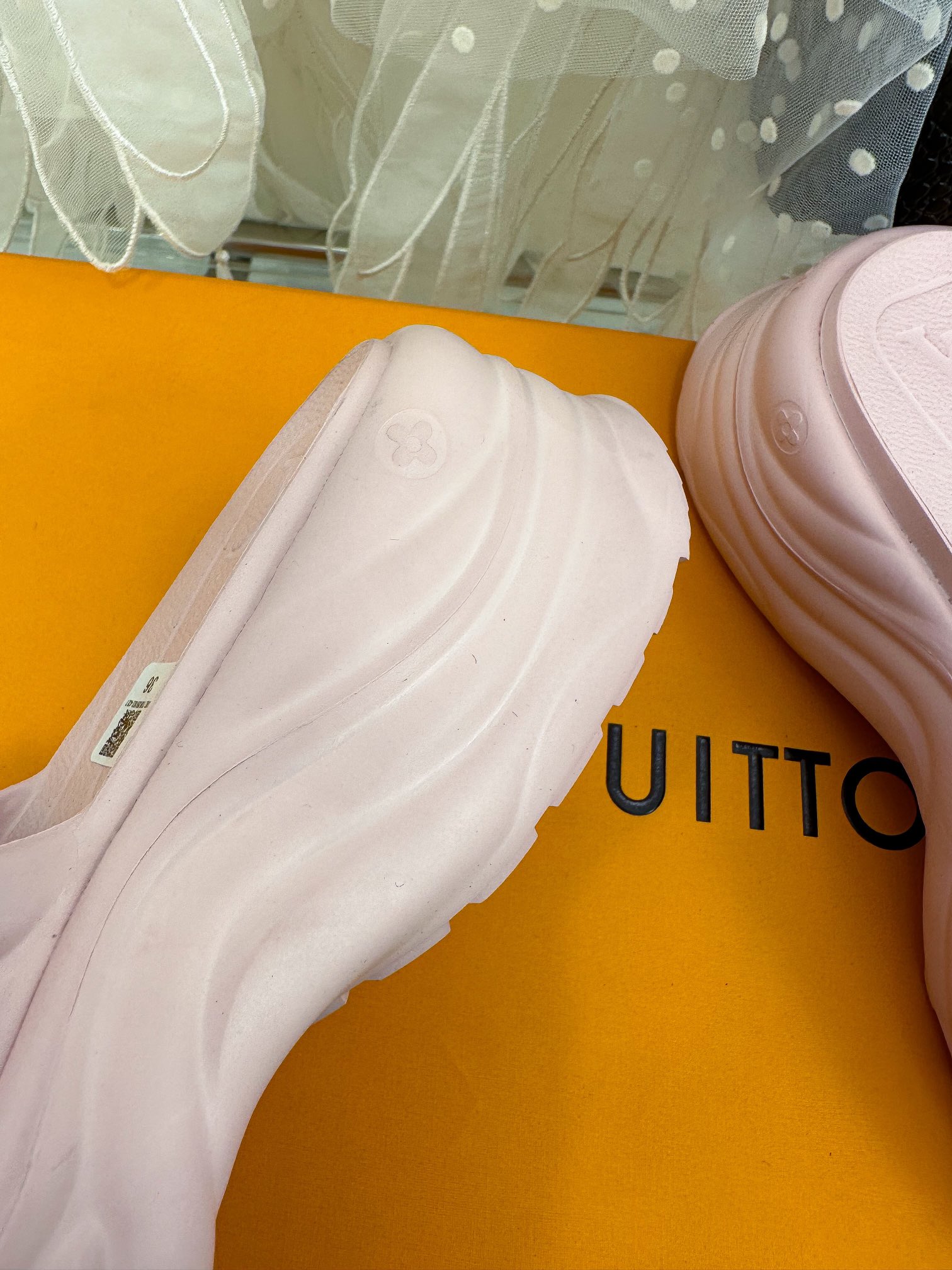 Louis Vuitton Pool 55 Flat Comfort Mule Light Pink For Women - Image 3