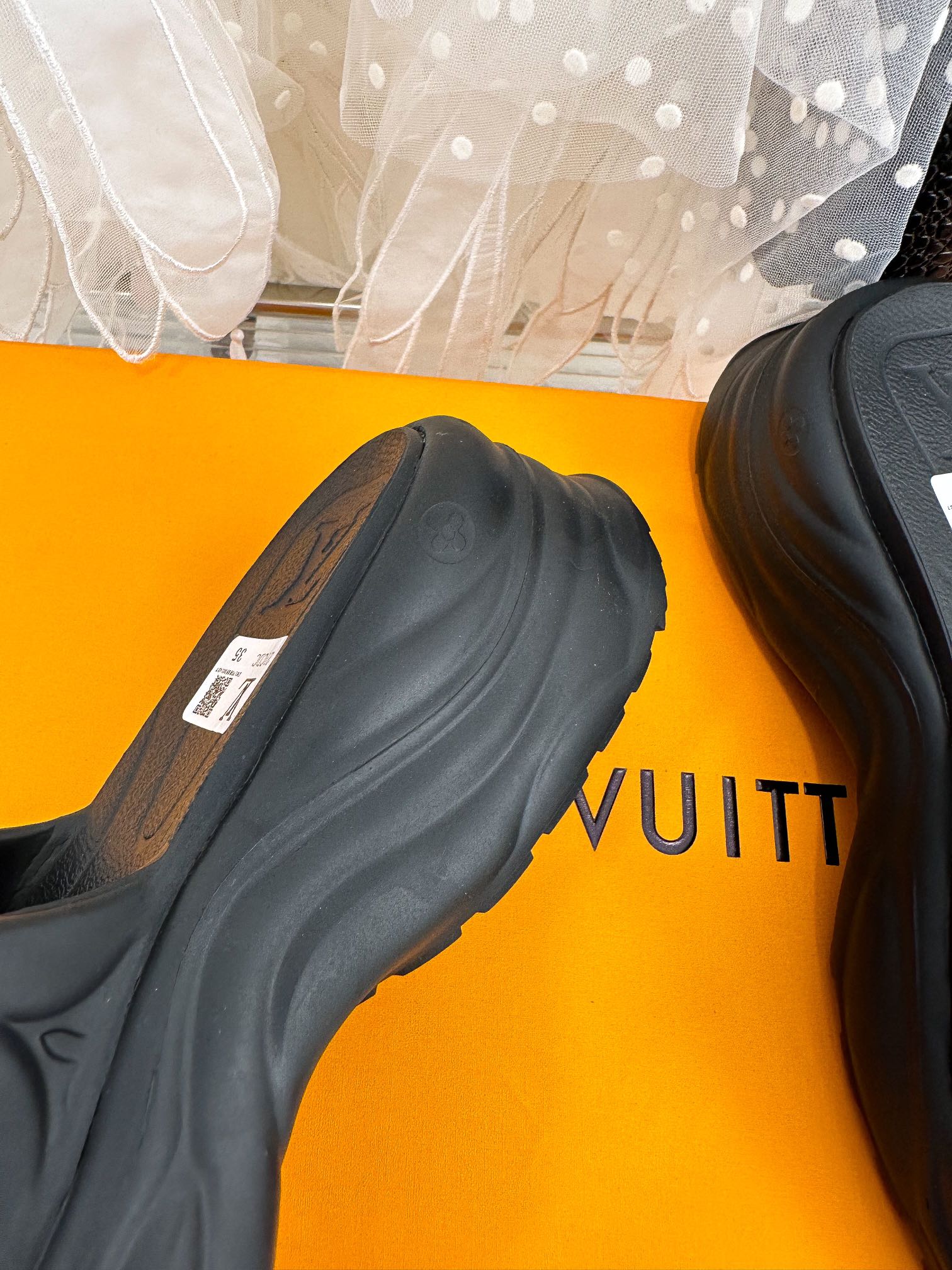 Louis Vuitton Pool 55 Flat Comfort Mule Black For Women 1AB3DD - Image 9