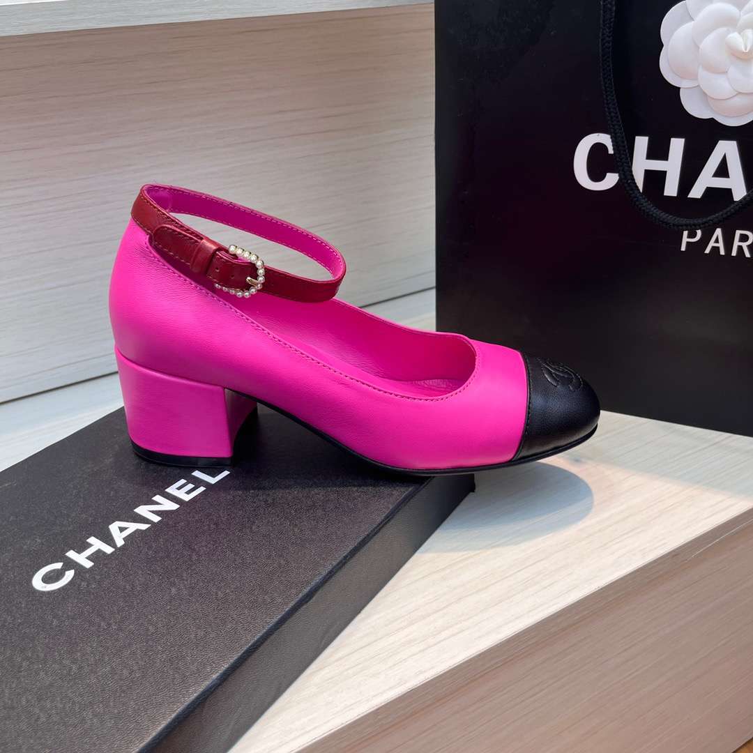 Chanel Round Buckle Strap Pearl Mary Jane Pink For Women - Image 4