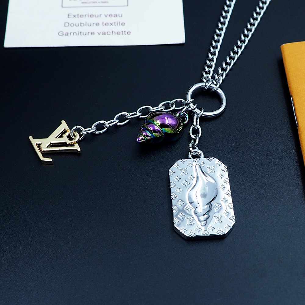 Louis Vuitton Shell Pendant Silver For Men - Image 2