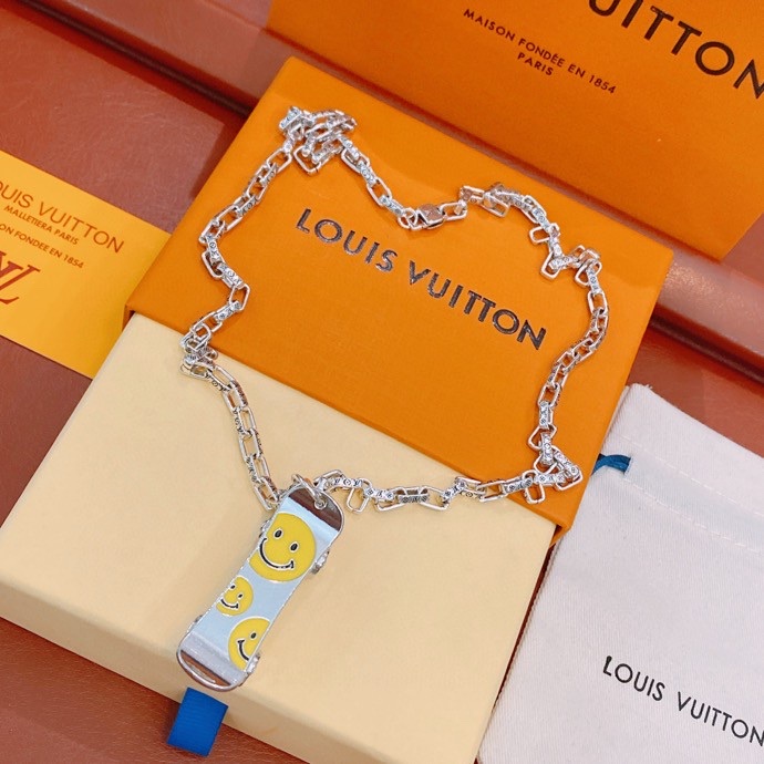 Louis Vuitton Skateboard Necklace Silver For Women - Image 4