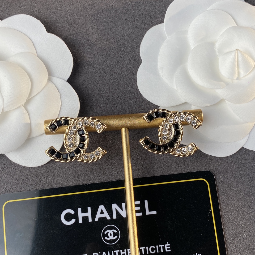 Chanel Spring Earrings Gold For Women - Image 6