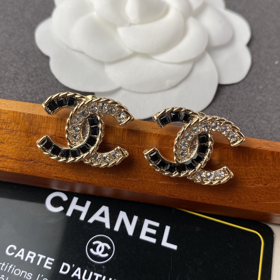 Chanel Spring Earrings Gold For Women - Image 8