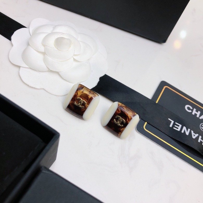 Chanel Stud Earrings Black For Women - Image 3