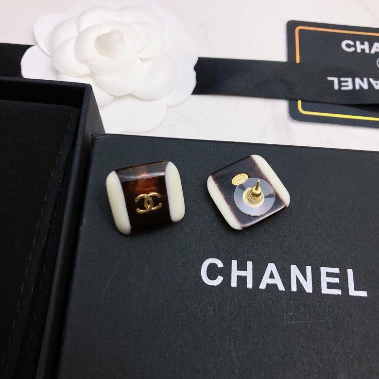 Chanel Stud Earrings Black For Women - Image 5