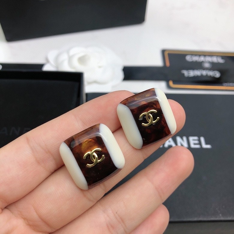 Chanel Stud Earrings Black For Women - Image 6