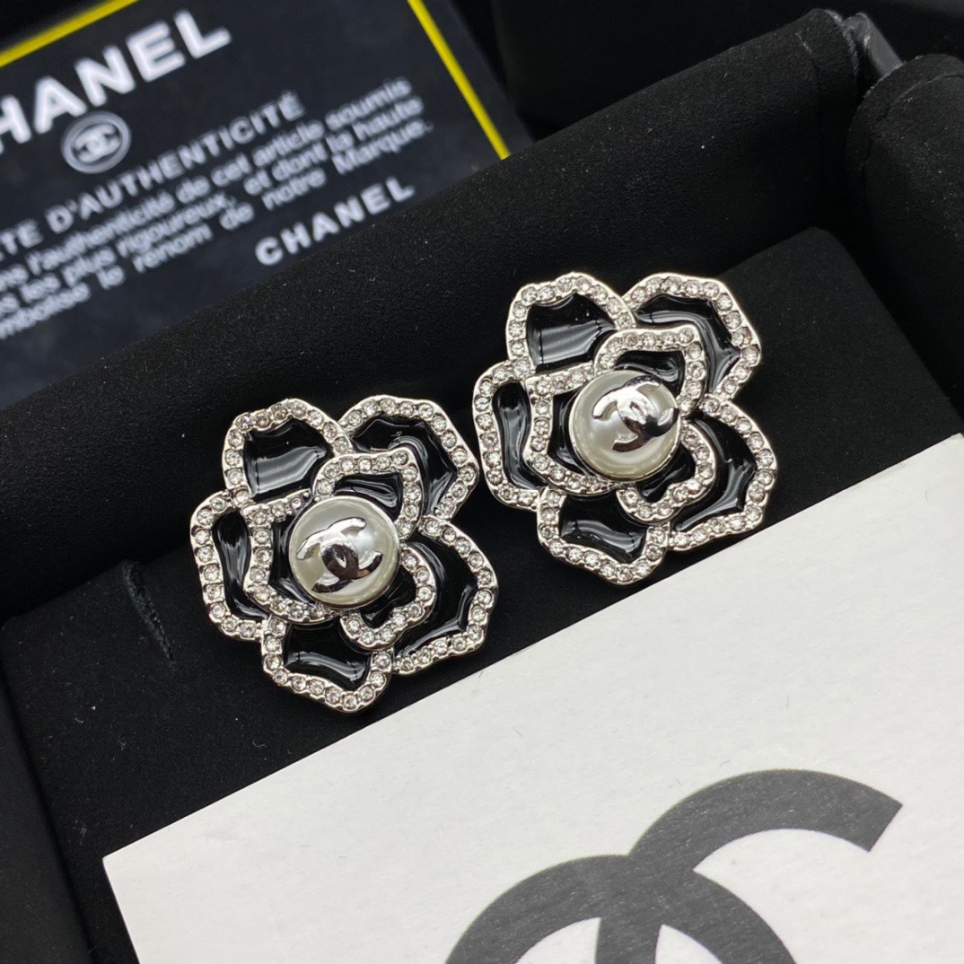 Chanel Sweet Lady Camellia Earrings Black For Women - Image 5