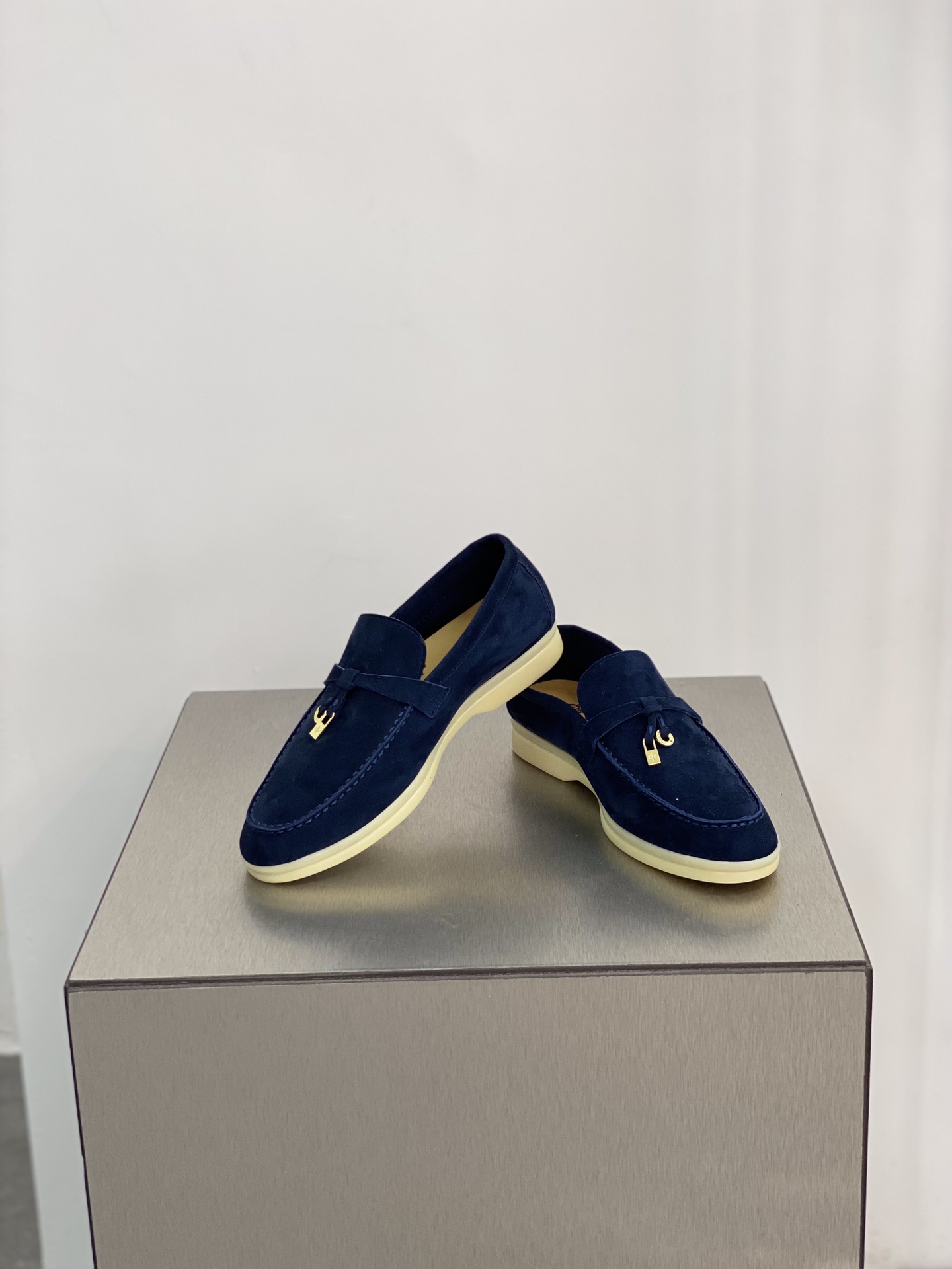 Loro Piana Summer Charms Walk Loafers Blue Fluorite For Women – FAE5444 W13O - Image 11