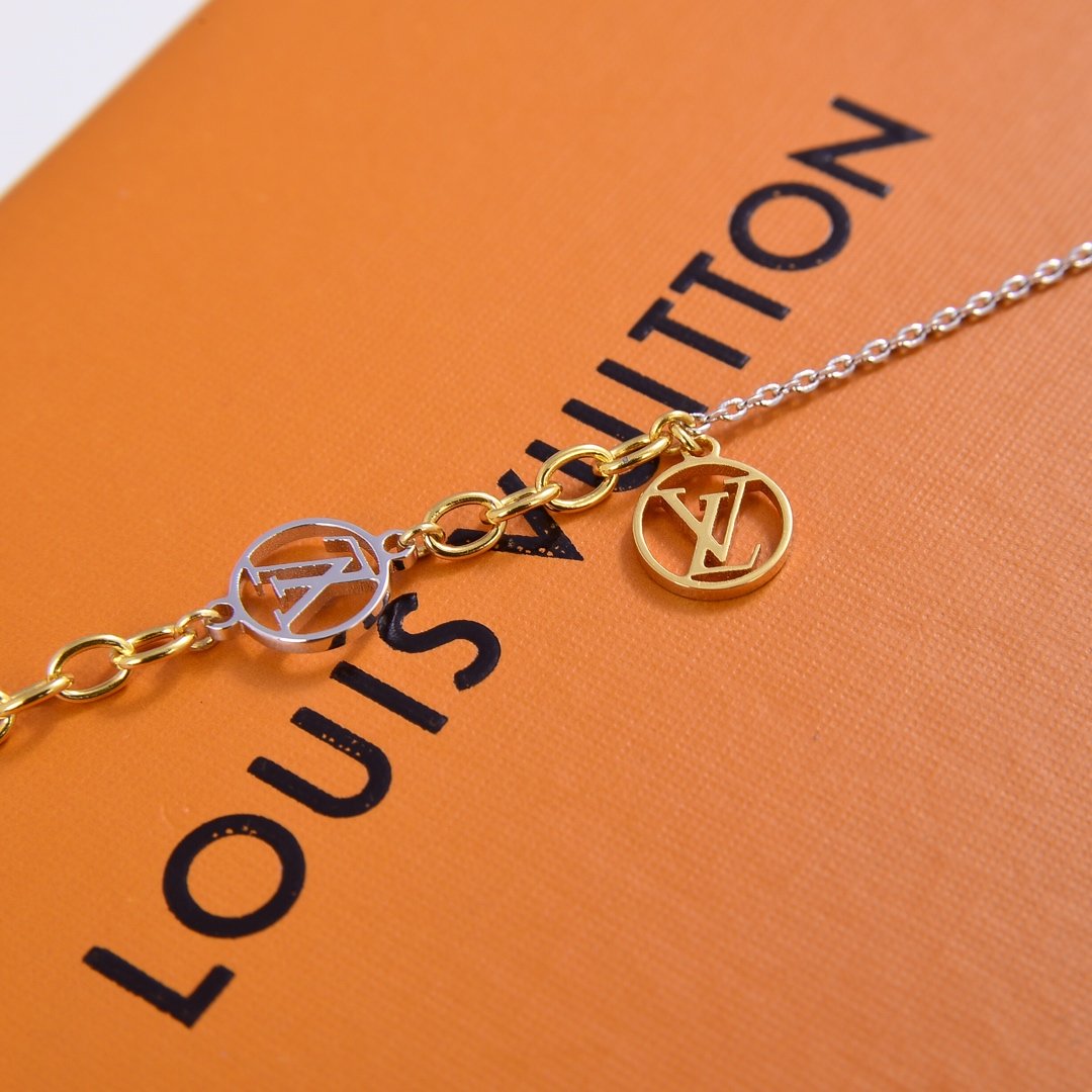 Louis Vuitton Bracelet - Image 4