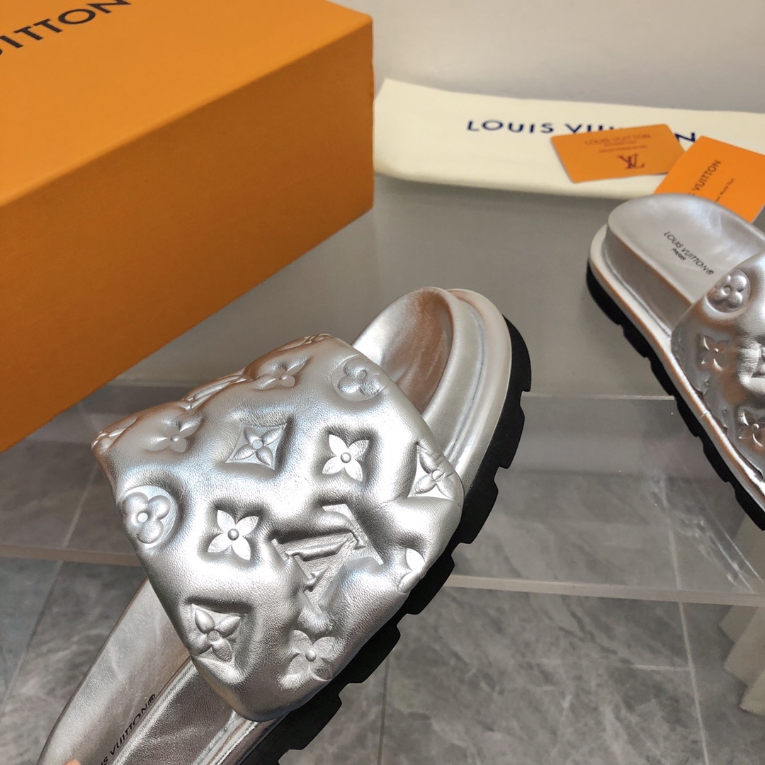 Louis Vuitton Women’s Pool Pillow Flat Comfort Mule Sliver For Women LV 1AACEM - Image 3