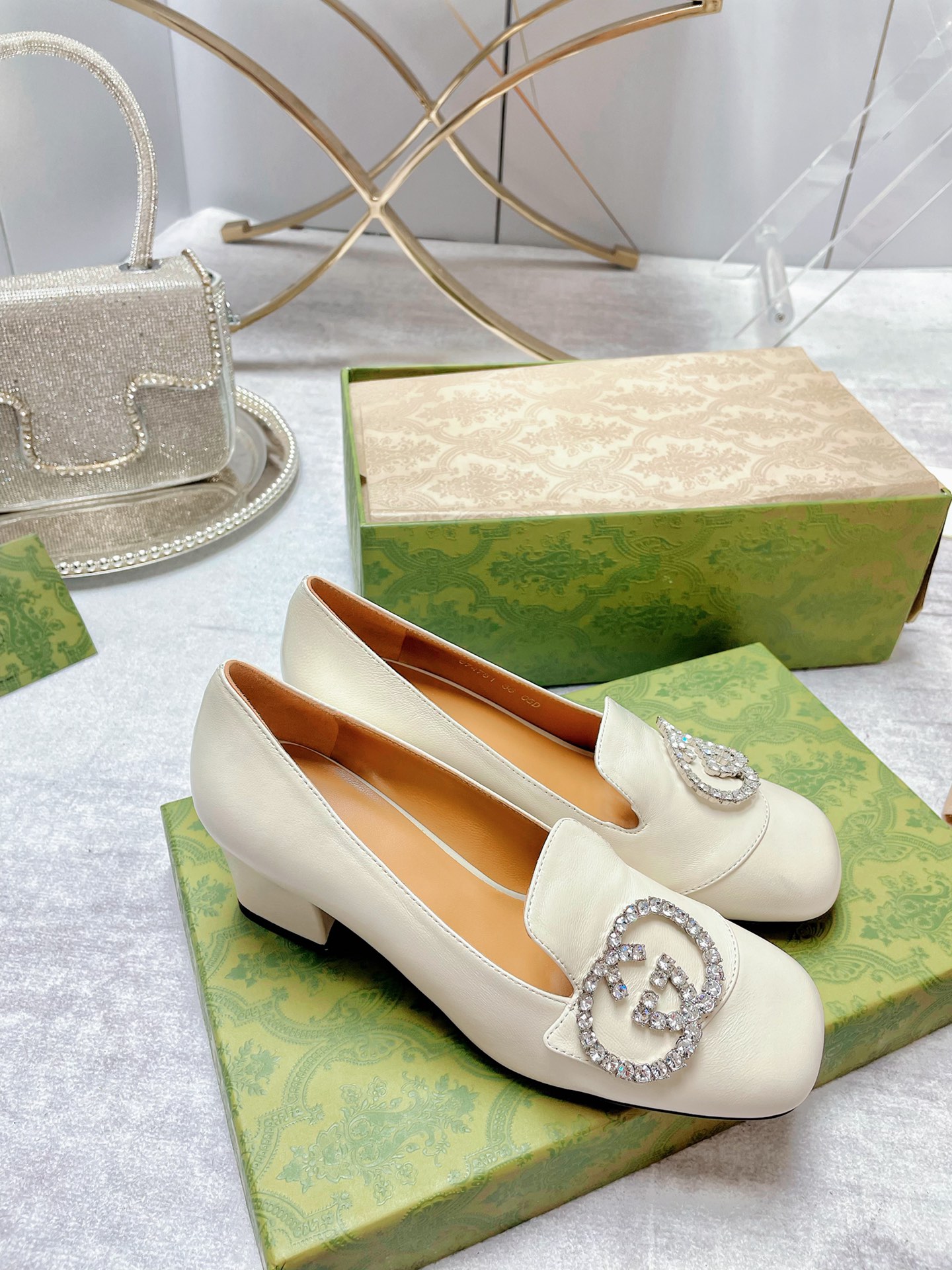 Gucci Women’s Mid-Heel Pump With GG Logo Beige For Women GG - Image 4