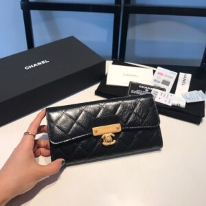 Chanel Clutch 19 cm