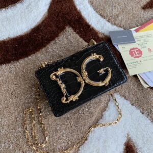 TRUE TO ORIGINAL – Dolce & Gabbana DG Girls Cross Body Bag Black For Women 8.3in/21cm DG