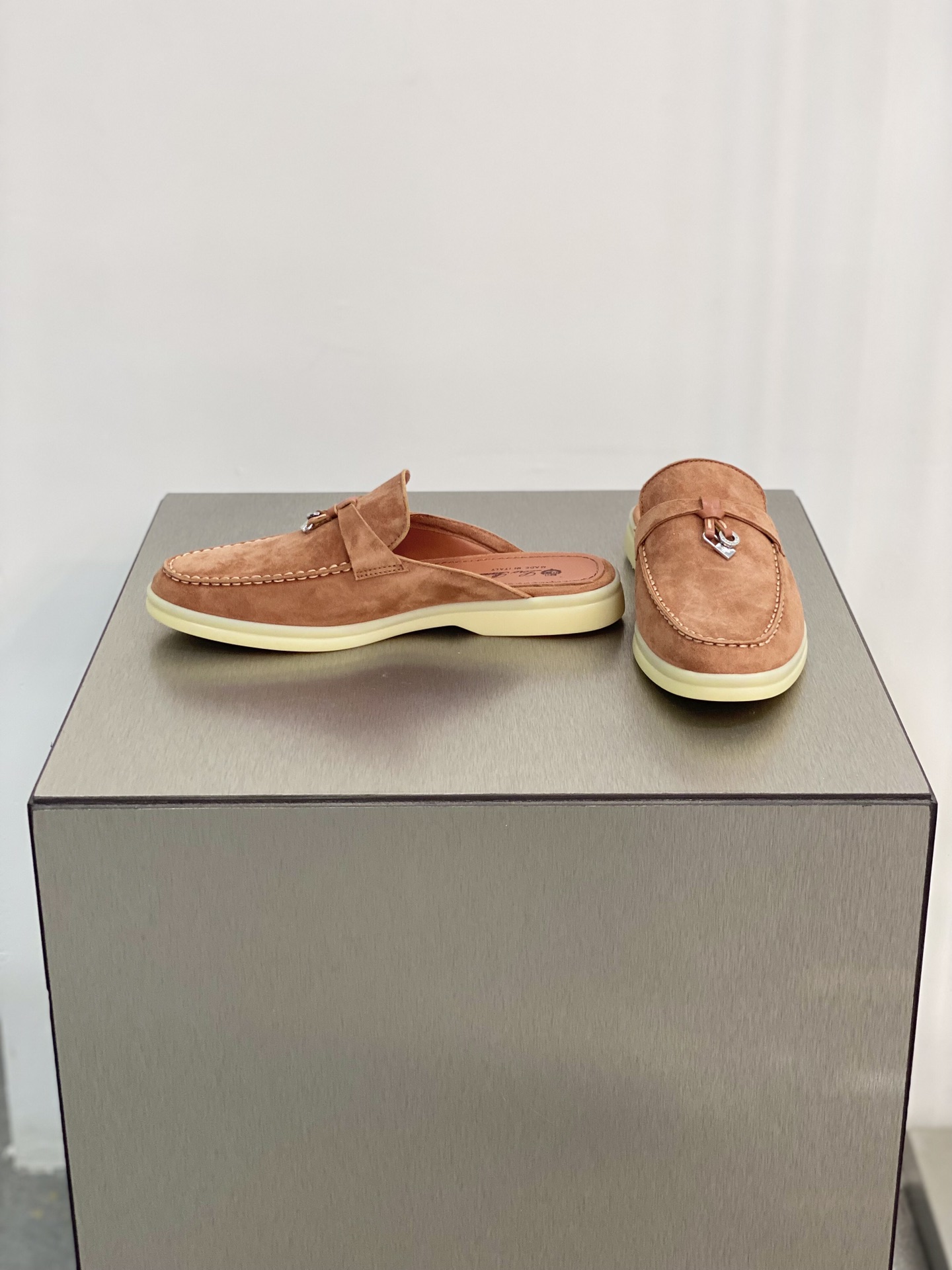 Loro Piana Babouche Charms Walk Loafers Sorbet Pink For Women – FAI1543 303J - Image 10