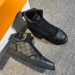 Louis Vuitton Rivoli Sneaker Boot Black For Men LV – 9 US