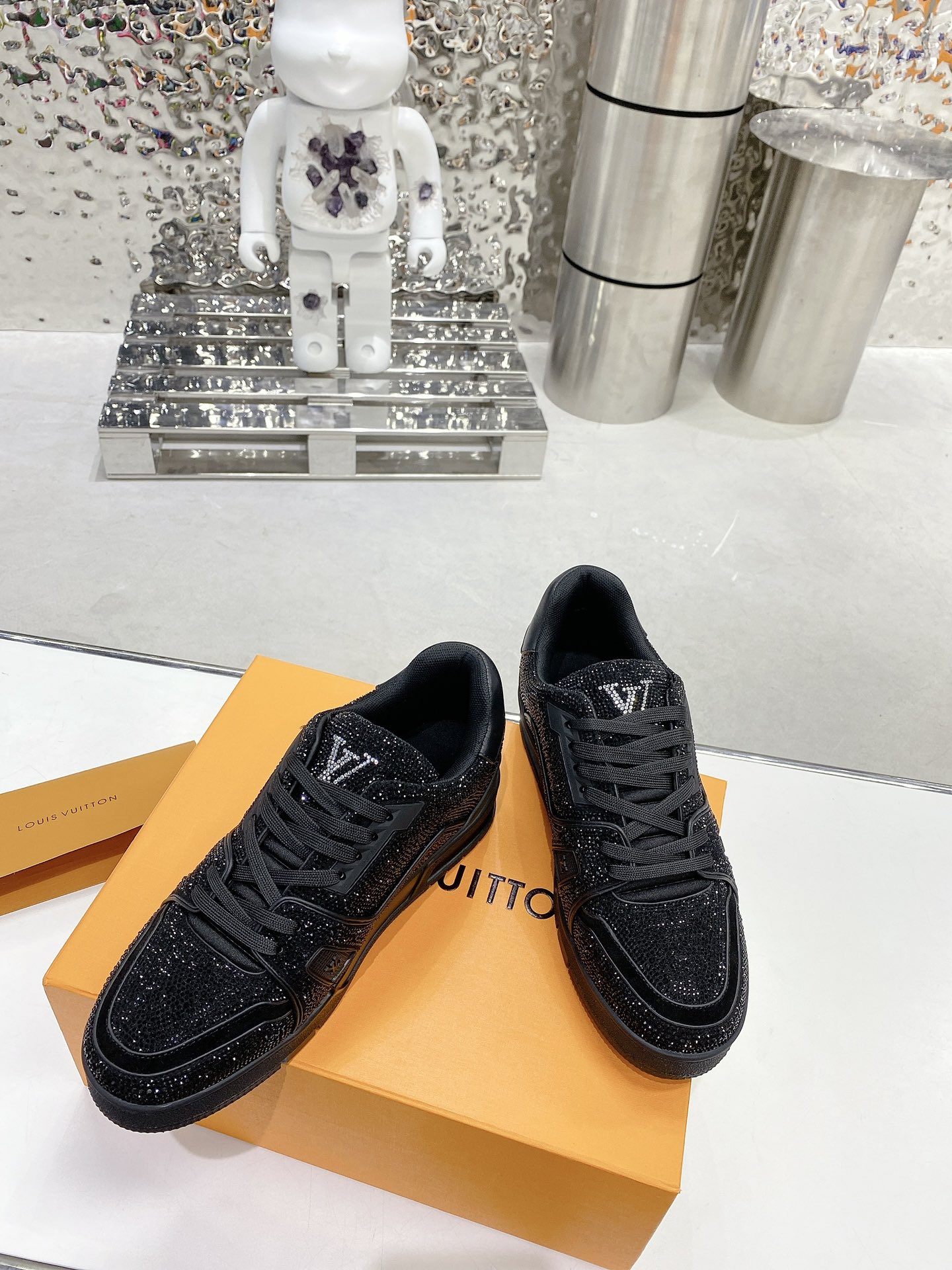 Louis Vuitton Women’s LV Trainers Black For Women LV - Image 5