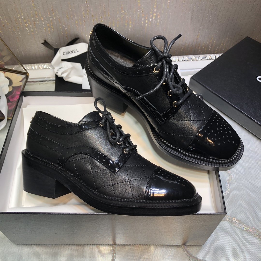 Chanel Women’s Laced Shoes Black For Women - Image 2
