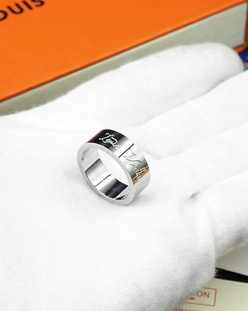 Louis Vuitton Ring - Image 2