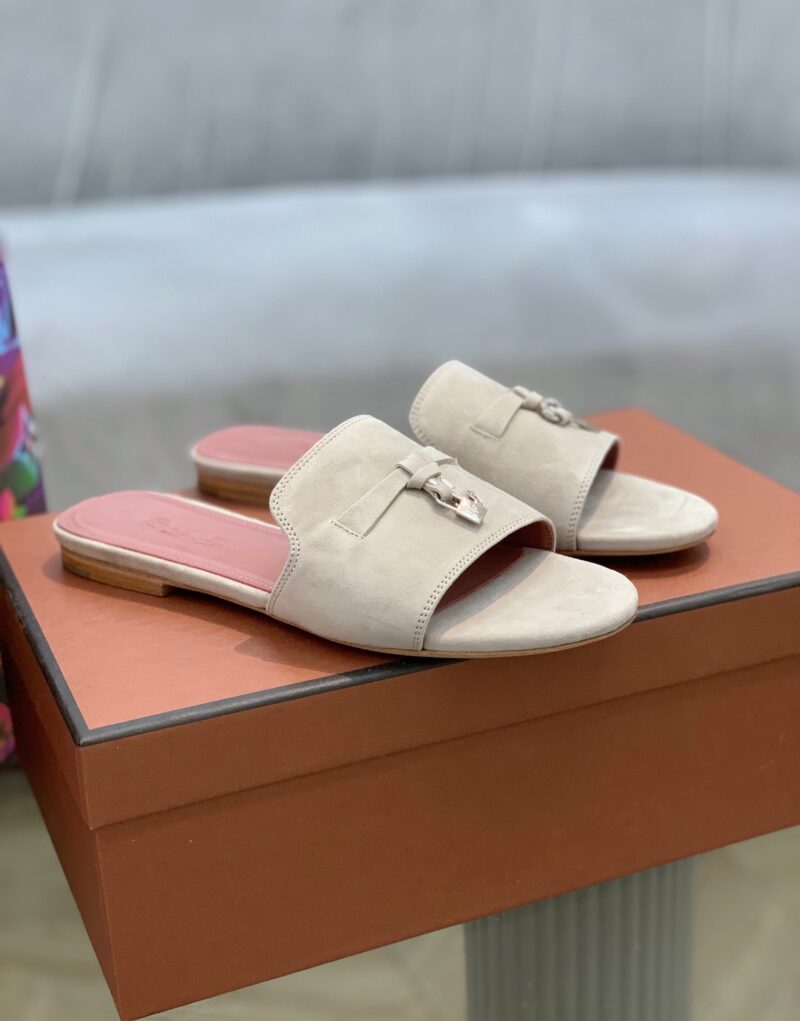 Loro Piana Summer Charms Sandal Powder PearlFor Women – FAI5580 A760 - Image 2