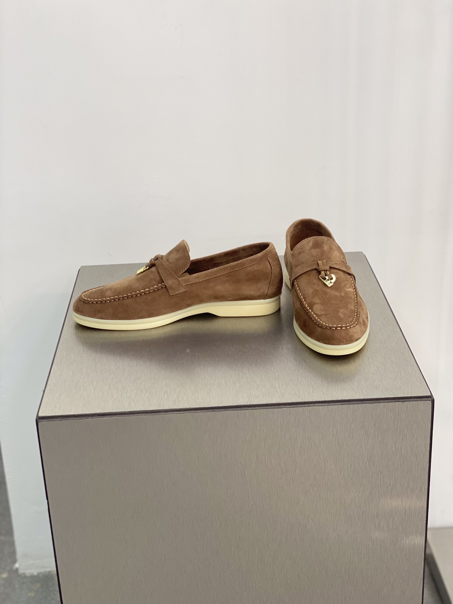 Loro Piana Summer Charms Walk Loafers Saddle Brown For Women – FAE5444 E424 - Image 11