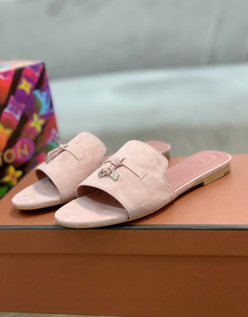 Loro Piana Summer Charms Sandal Pink Shell For Women – FAI5580 30D2 - Image 3