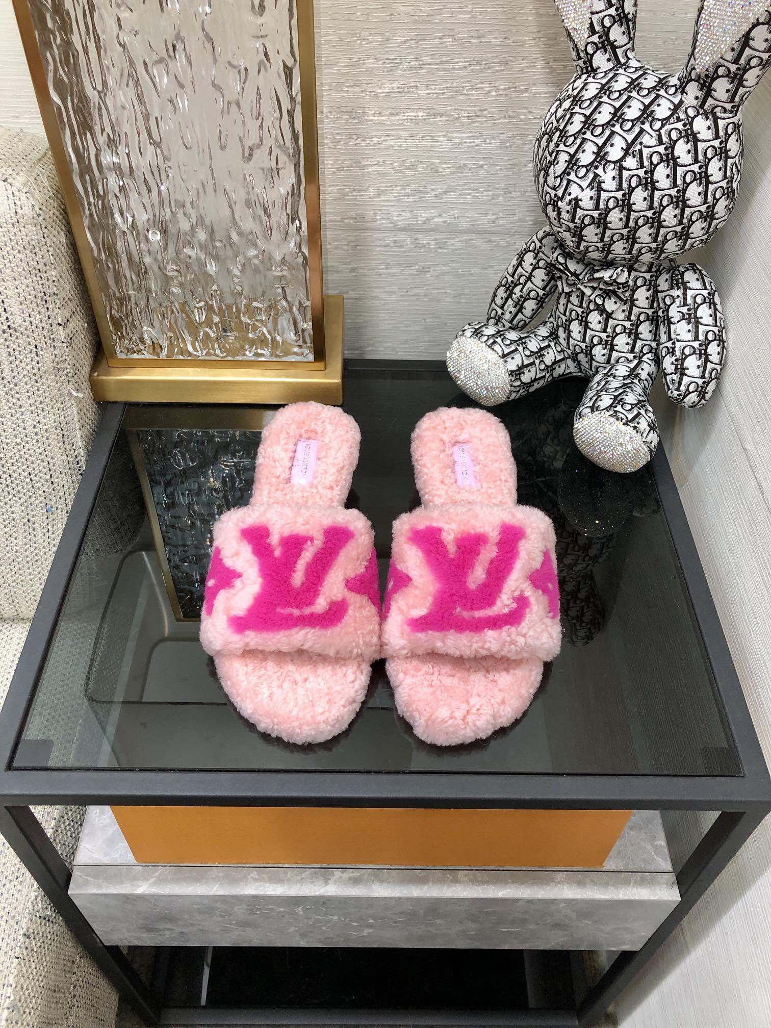 Louis Vuitton Women’s Magnetic Mule Pink For Women LV