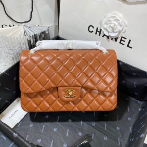 TRUE TO ORIGINAL | Chanel brown bag size 30cm