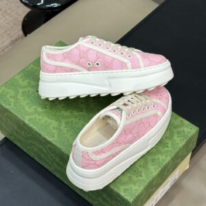 Gucci Sneakers for Women – Pink – 40 EU