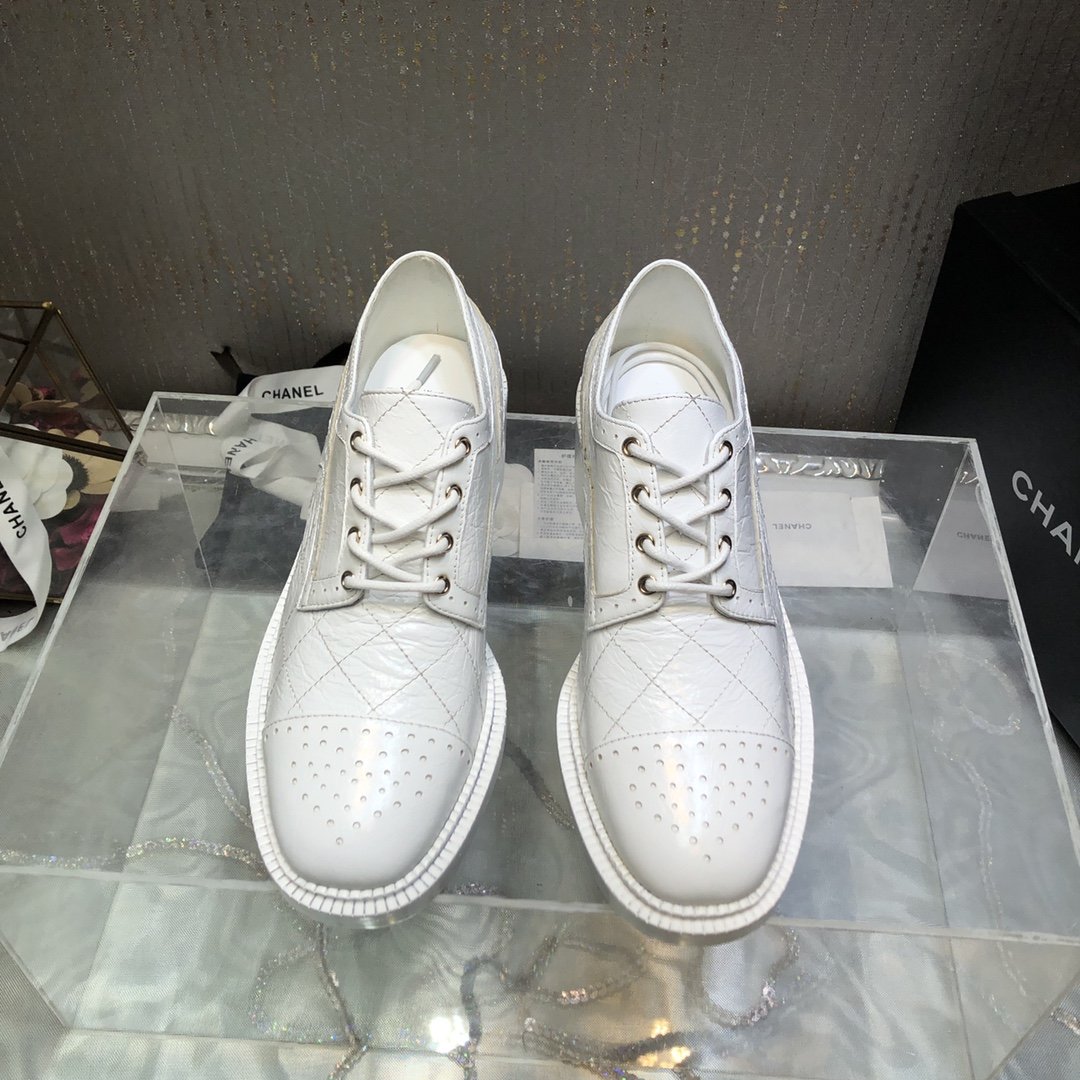 Chanel Women’s Laced Shoes White For Women - Image 7