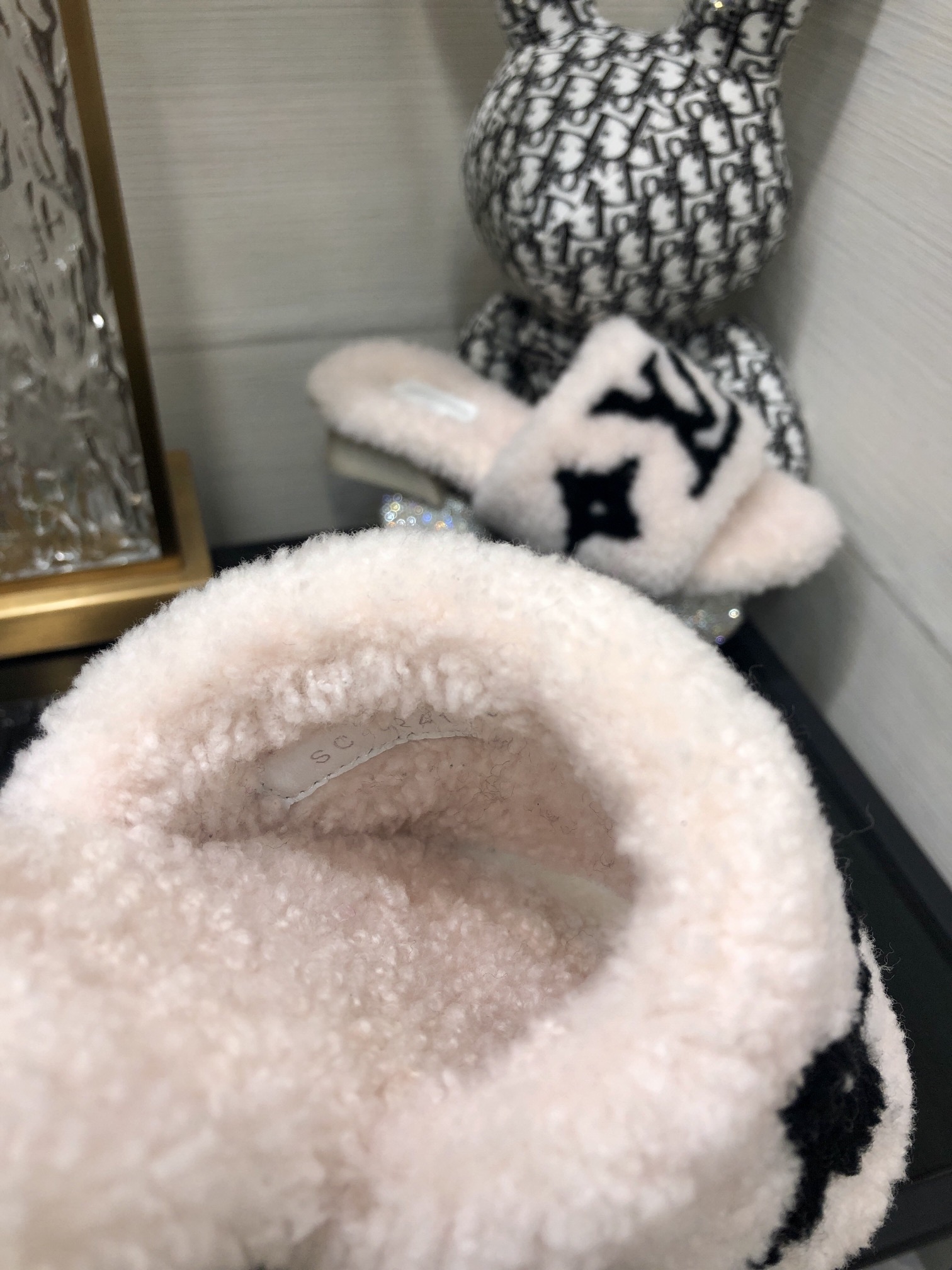 Louis Vuitton Women’s Magnetic Mule White For Women LV - Image 5